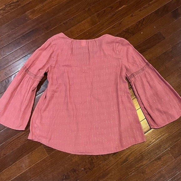 Old navy long bell sleeve vneck pink shimmer peasant top size small - Picture 3 of 6